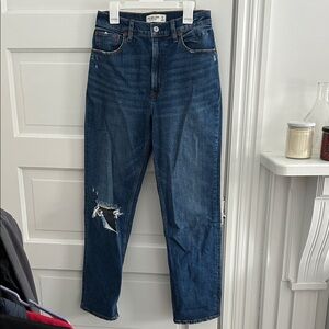 Abercrombie & Fitch Ankle Straight Ultra High Rise Jeans